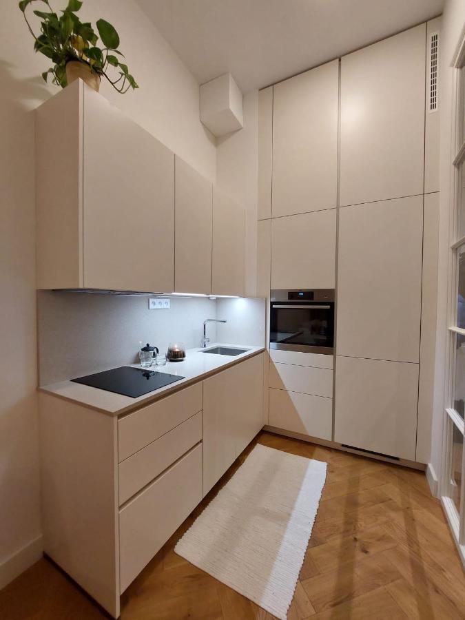 Luxury Apartment In The Centre Прага Екстер'єр фото