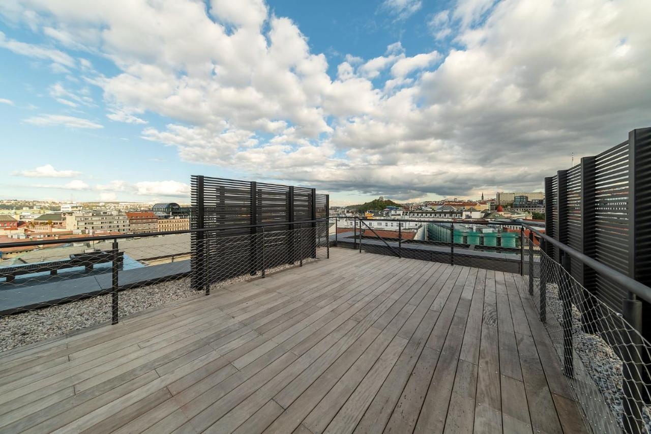 Luxury Apartment In The Centre Прага Екстер'єр фото